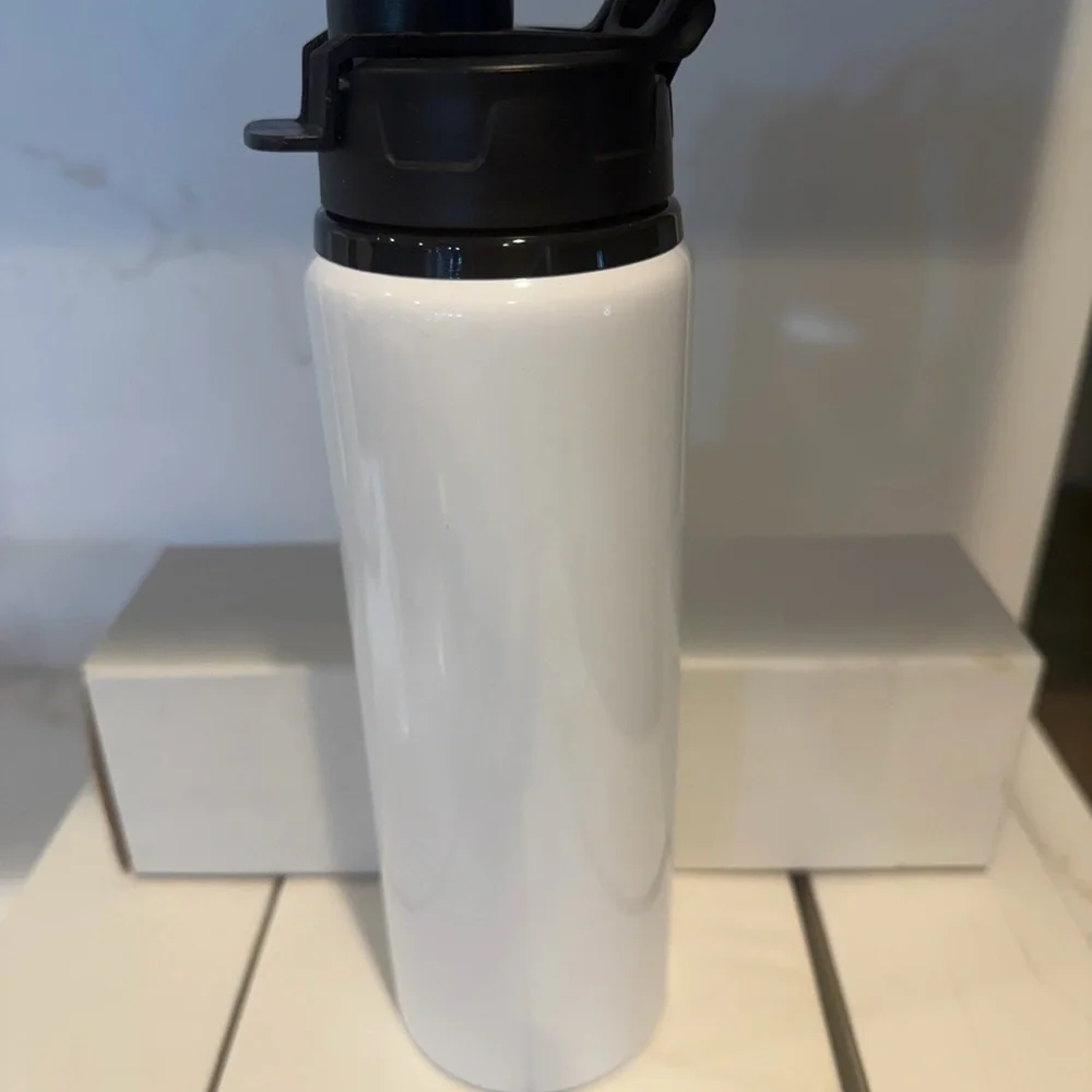 Set of 6 Customized 28oz Aluminum Water Bottles – White, Snap Lid, Logo Printed